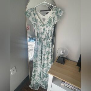 Beautiful Patterned White and Green Maxi Dress
